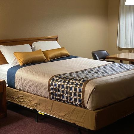 Royal Inn Lovelock エクステリア 写真