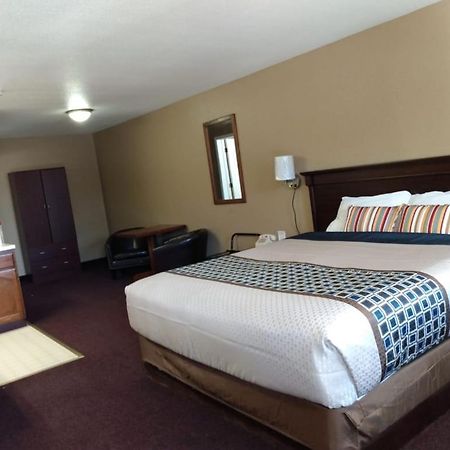 Royal Inn Lovelock エクステリア 写真